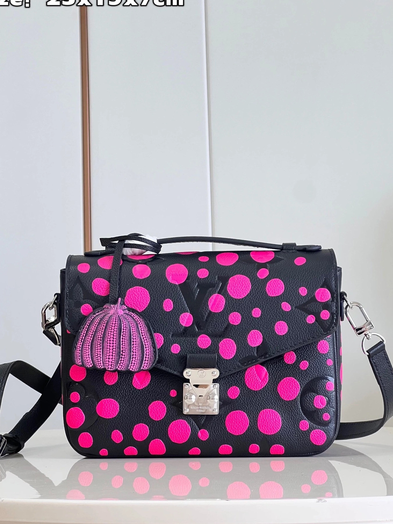 YK POCHETTE MÉTIS  LOUIS x VUITTON 0707